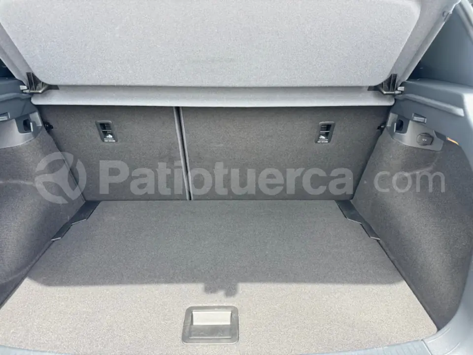 Foto 8 de Volkswagen T-CROSS CONFORTLINE AC