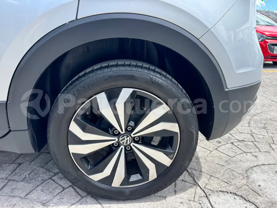 Foto 19 de Volkswagen T-CROSS CONFORTLINE AC