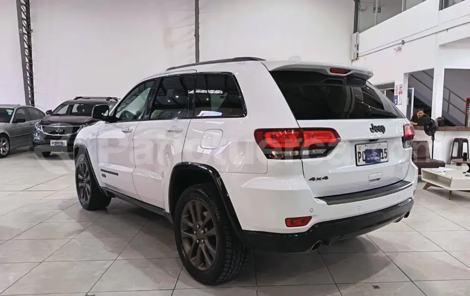 Foto 10 de Jeep Grand cherokee limited 75th anniversary
