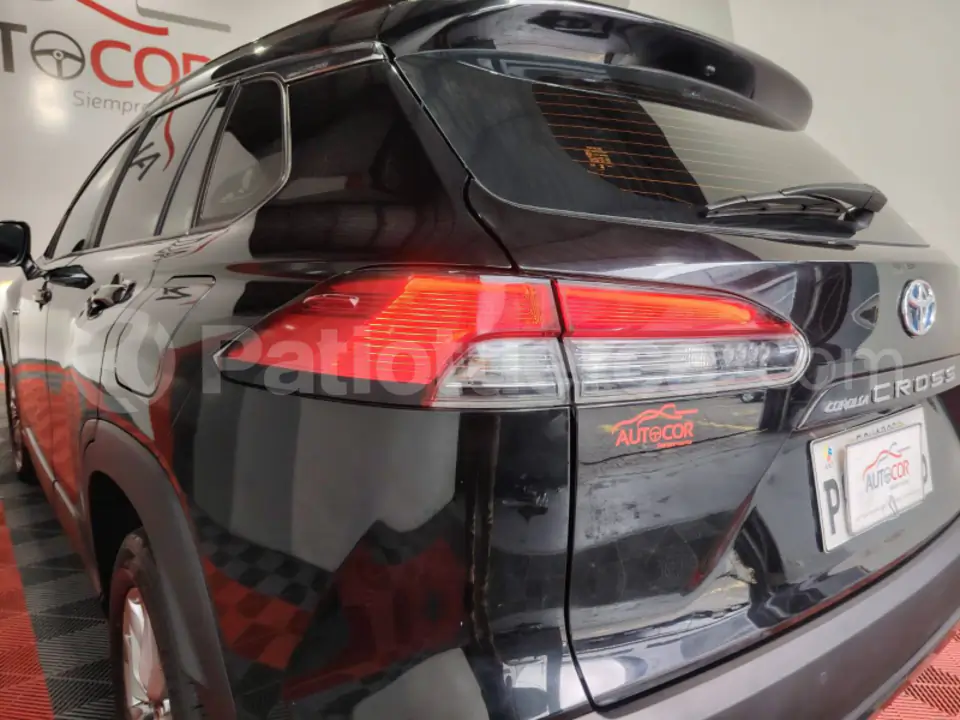 Foto 5 de Toyota COROLLA CROSS