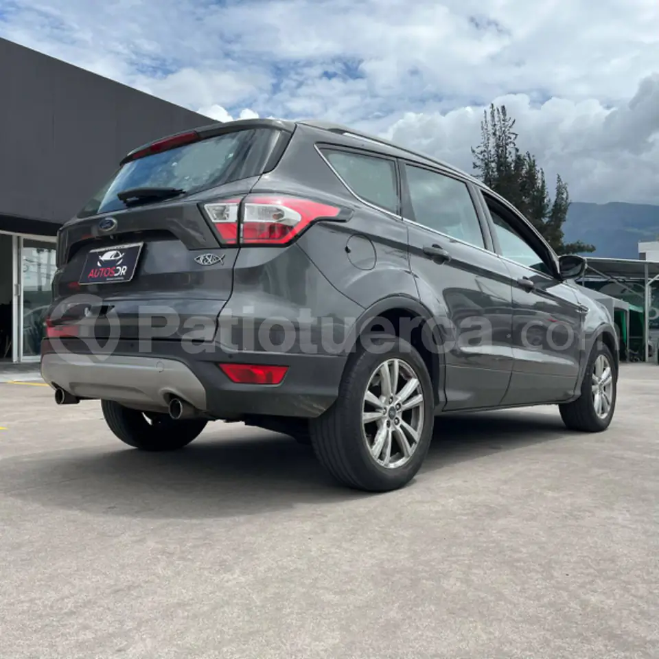 Foto 4 de Ford Escape S