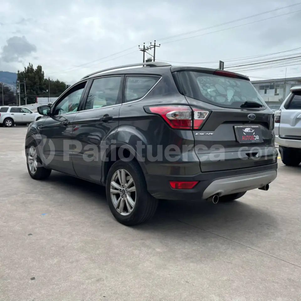 Foto 8 de Ford Escape S
