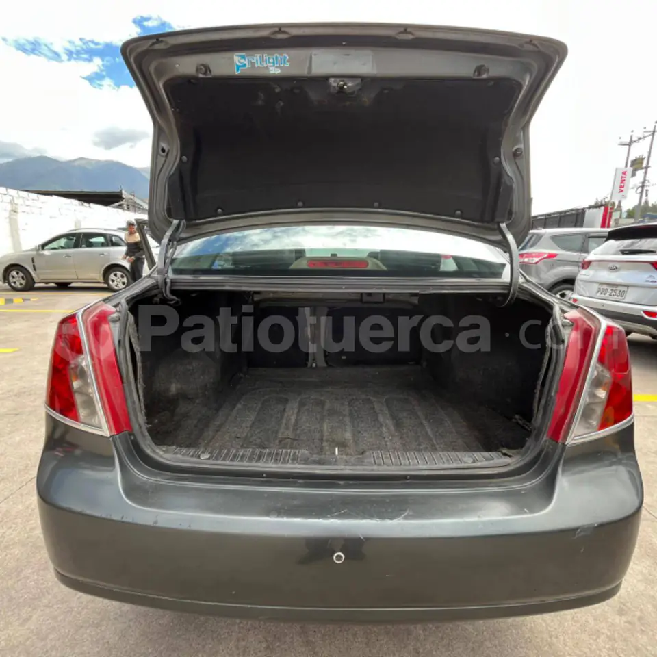 Foto 16 de Chevrolet Optra Advance