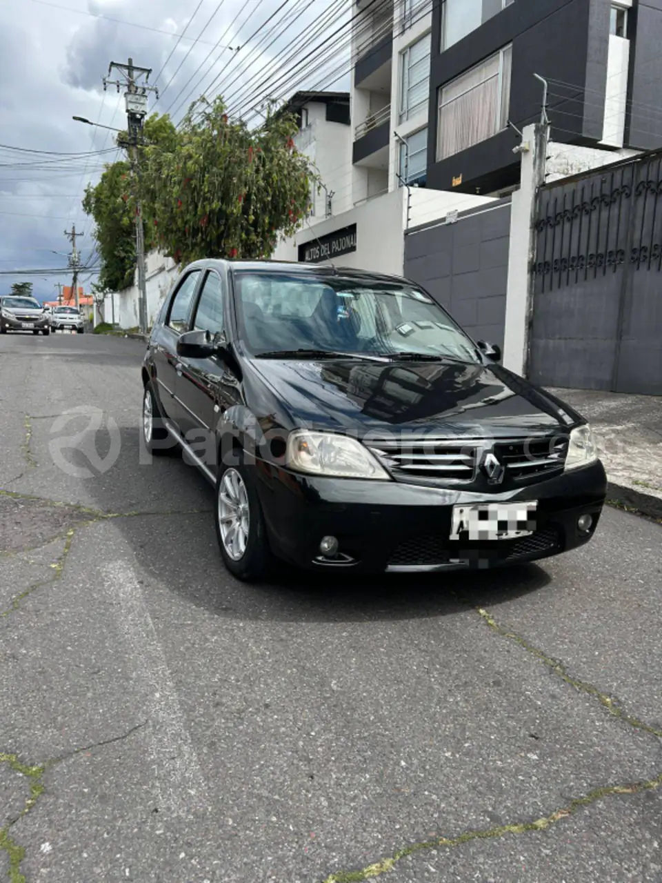 Foto 2 de Renault Logan