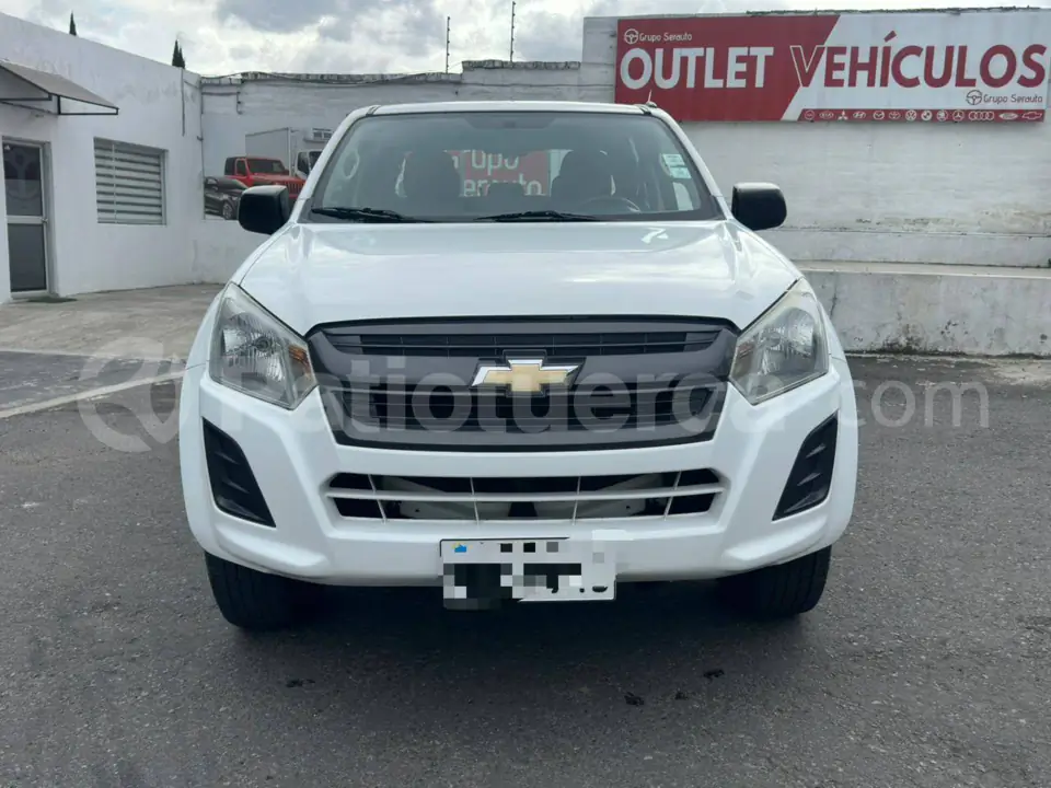 Foto 2 de Chevrolet D-MAX CRDI FULL AC 2.5 CD 4X4  TM DIESEL