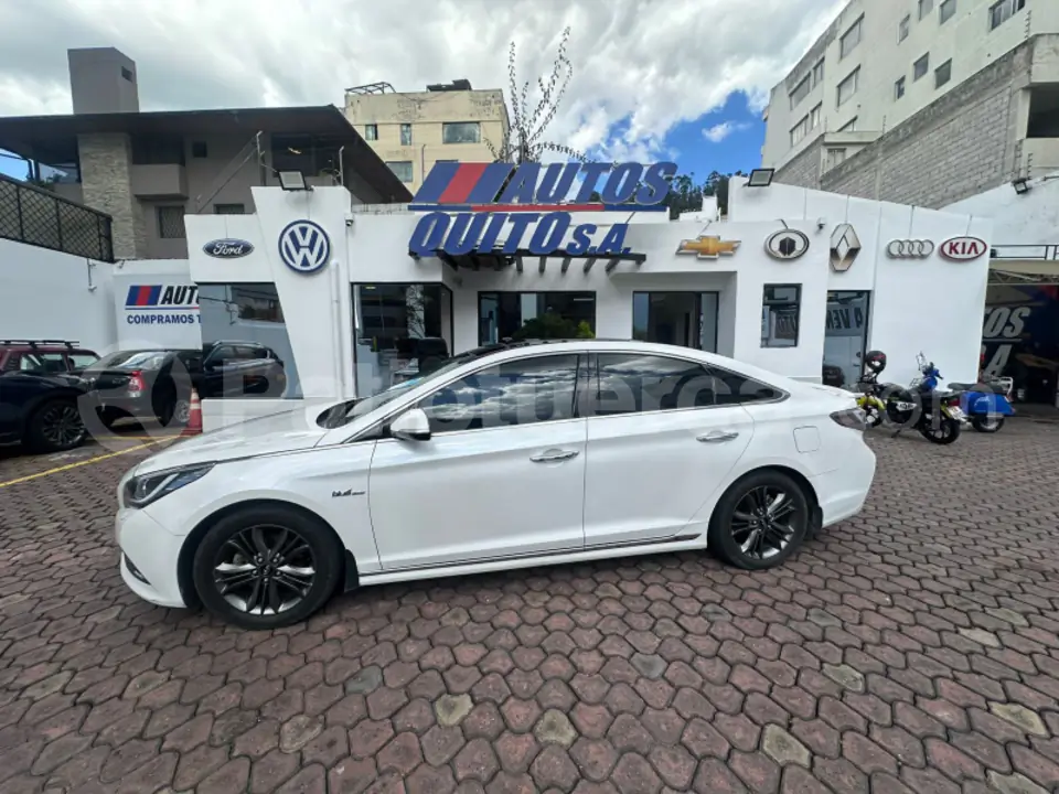 Foto 3 de Hyundai Sonata Fe