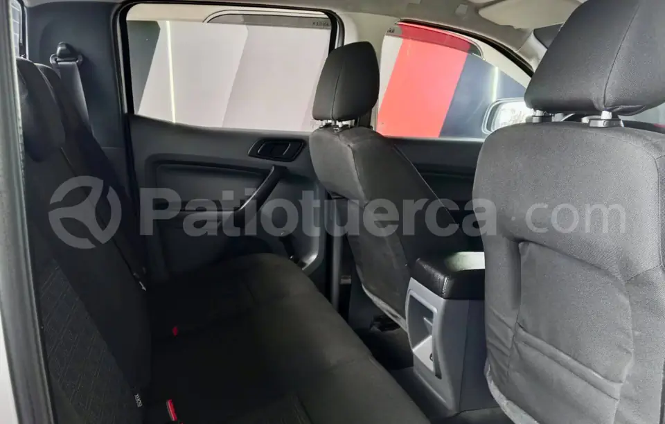 Foto 16 de Ford RANGER XL