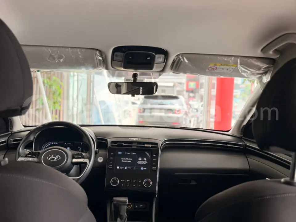 Foto 20 de Hyundai TUCSON NX4E GL