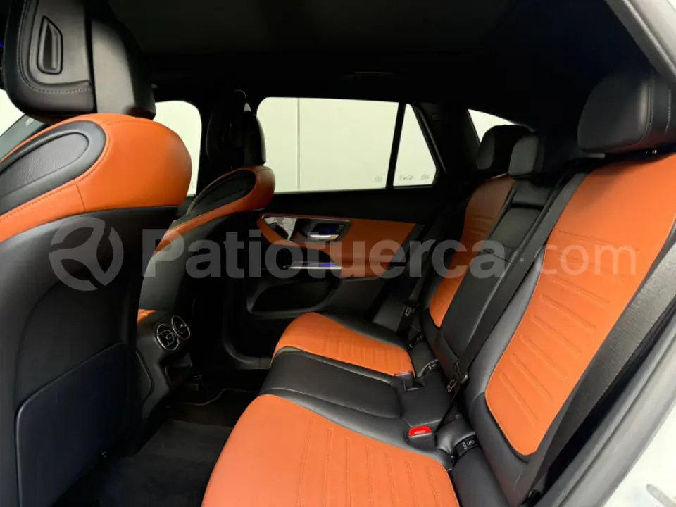 Foto 7 de Mercedes Benz GLC 300 AMG LINE