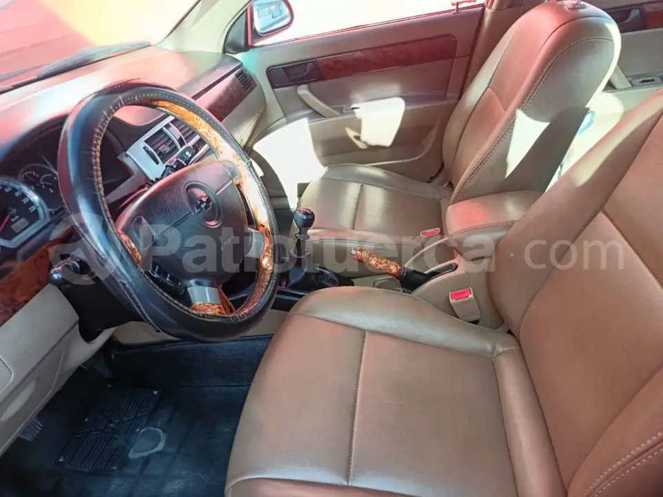 Foto 8 de Chevrolet Optra