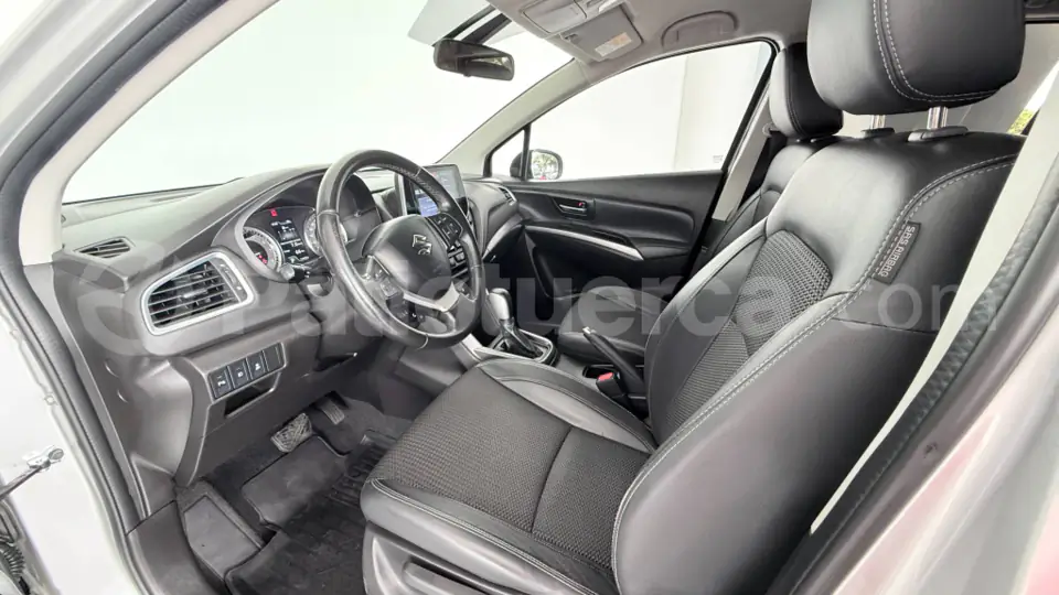 Foto 4 de Suzuki SCROSS BOOSTERJET GL