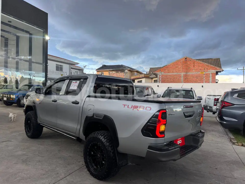 Foto 7 de Toyota Hilux CD 4x2 Diesel