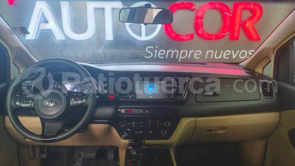 Foto 12 de Kia Carnival