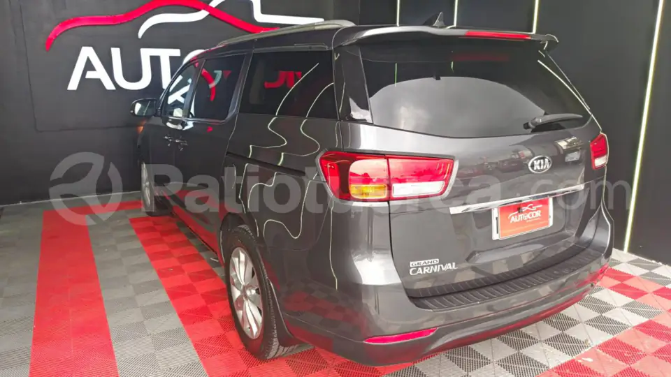 Foto 20 de Kia Grand Carnival
