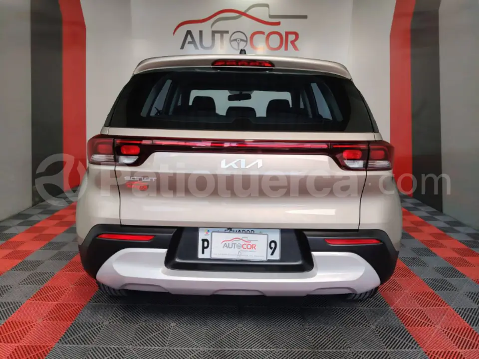 Foto 7 de Kia SONET LX STD