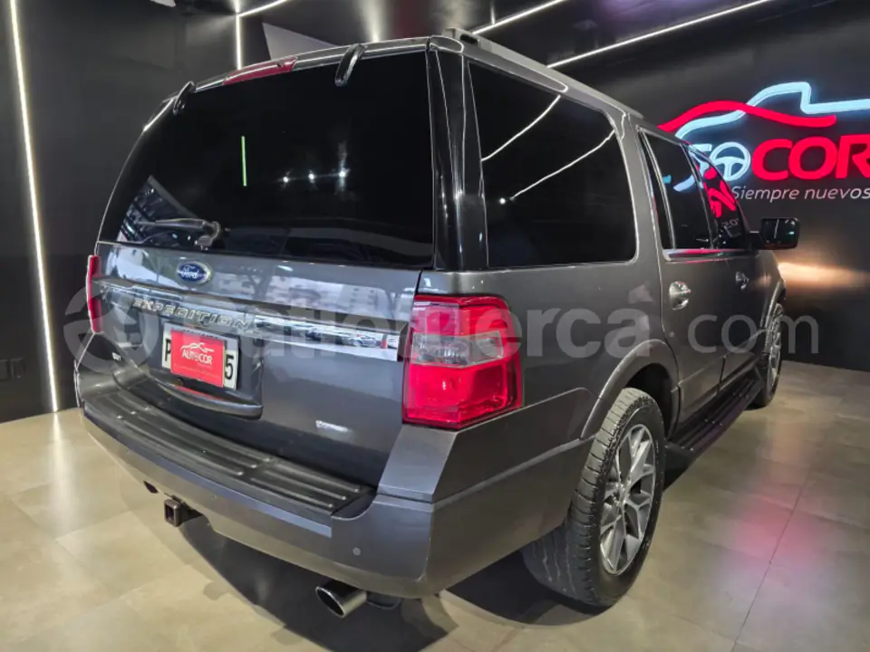 Foto 8 de Ford Expedition