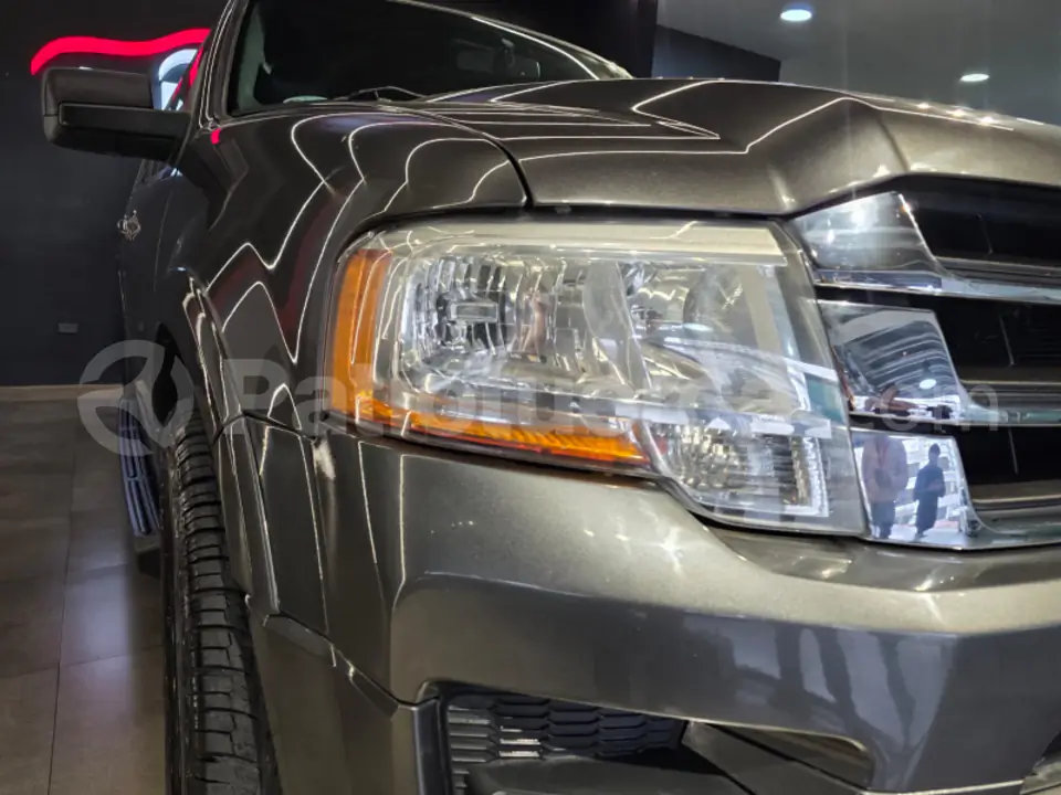 Foto 3 de Ford Expedition XLT