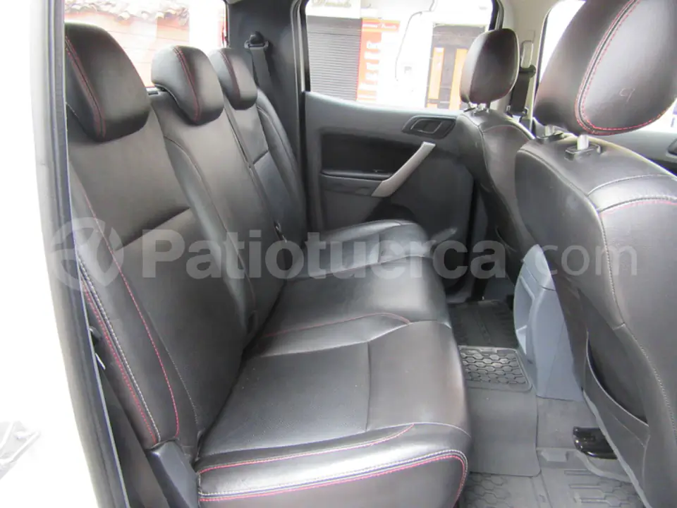 Foto 6 de Ford RANGER XLS