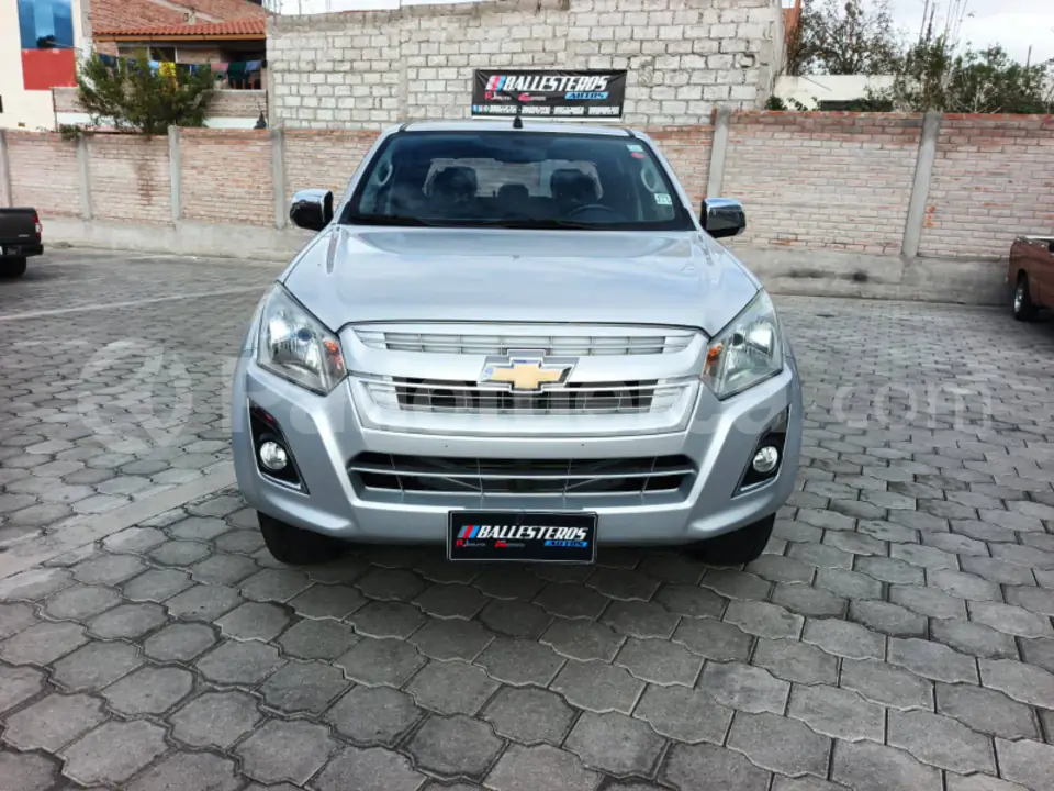 Foto 2 de Chevrolet D-MAX CRDI FULL AC 2.5 CD 4X4  TM DIESEL