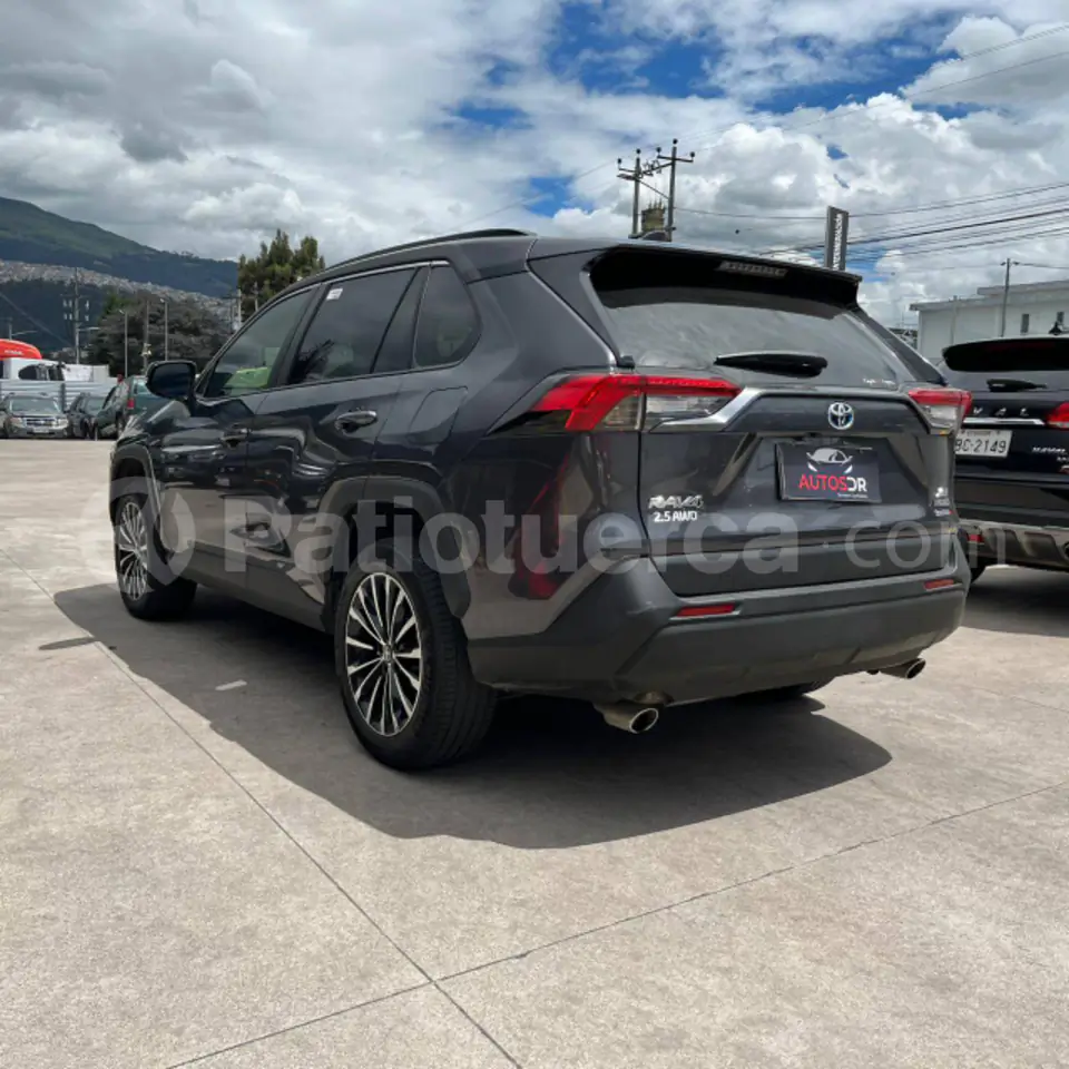 Foto 3 de Toyota RAV 4 XLE