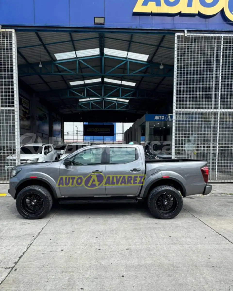 Foto 3 de Nissan Frontier XE