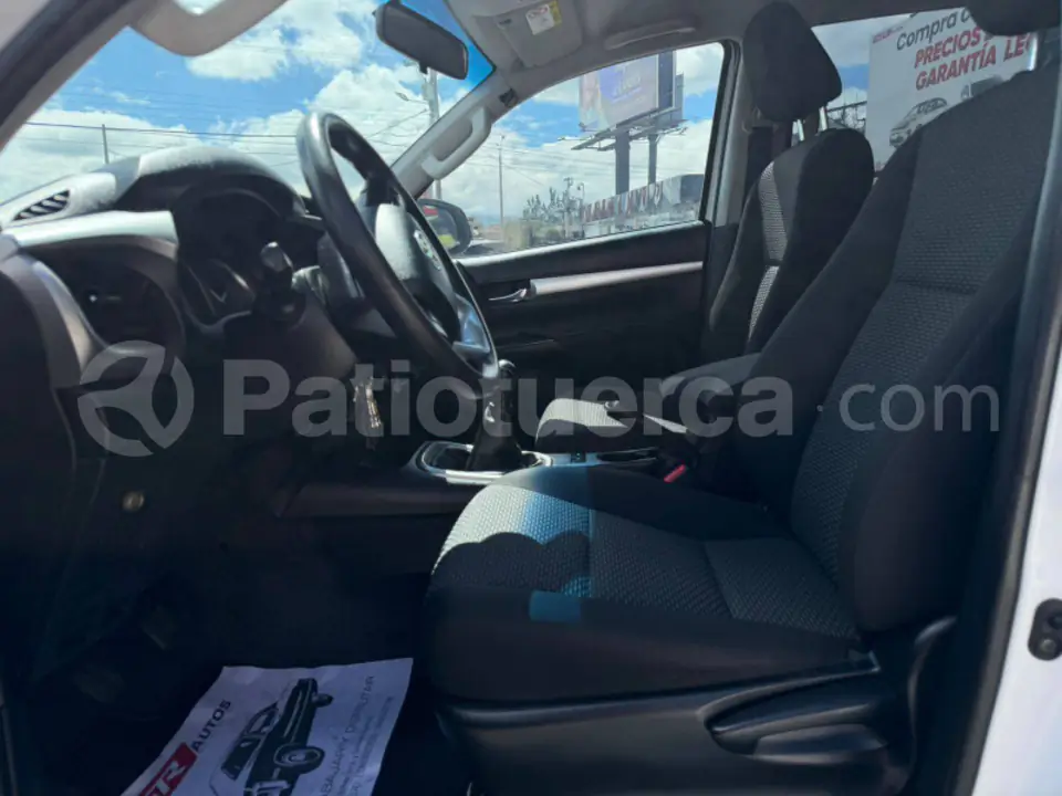 Foto 6 de Toyota Hilux CD 4X4