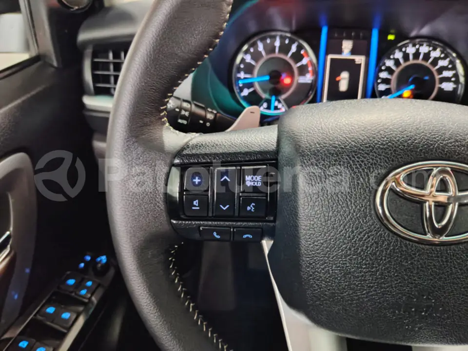 Foto 28 de Toyota Fortuner 4.0