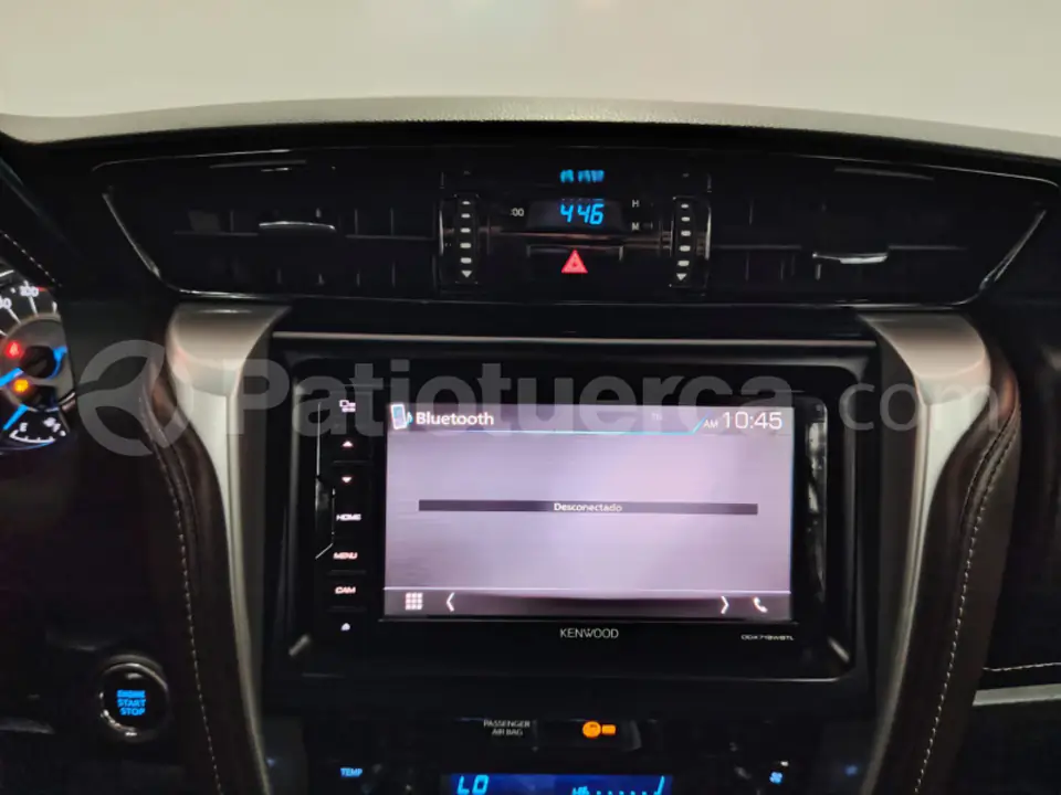 Foto 30 de Toyota Fortuner 4.0