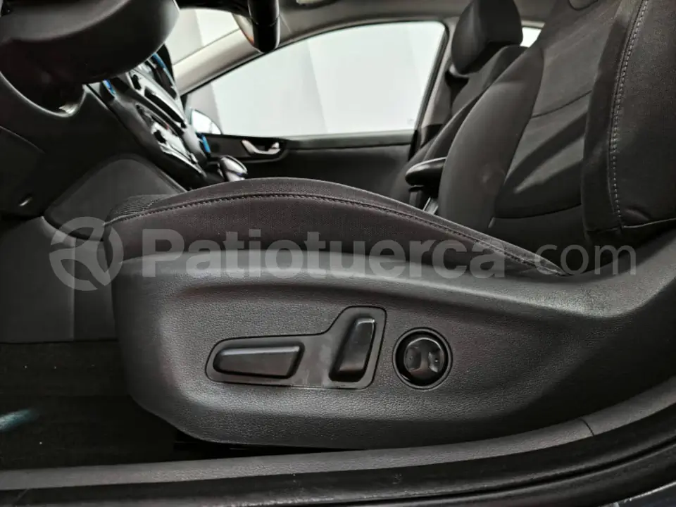 Foto 13 de Hyundai Ioniq Hybrid