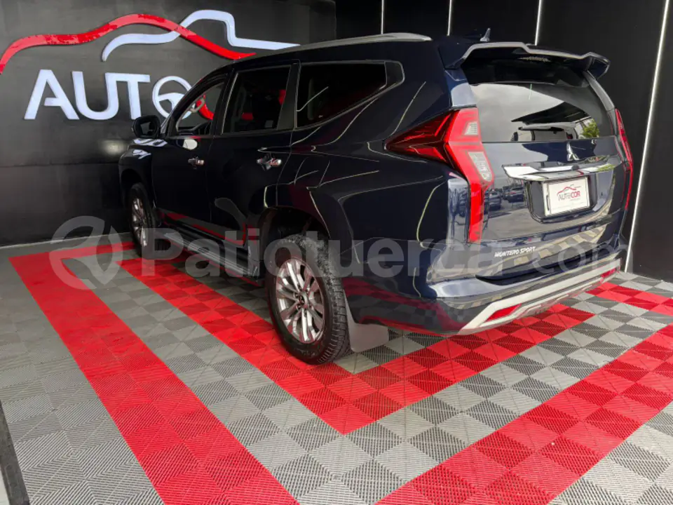 Foto 25 de Mitsubishi Montero 5P