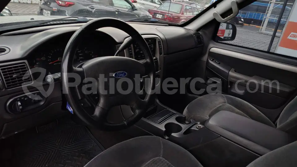Foto 10 de Ford Explorer