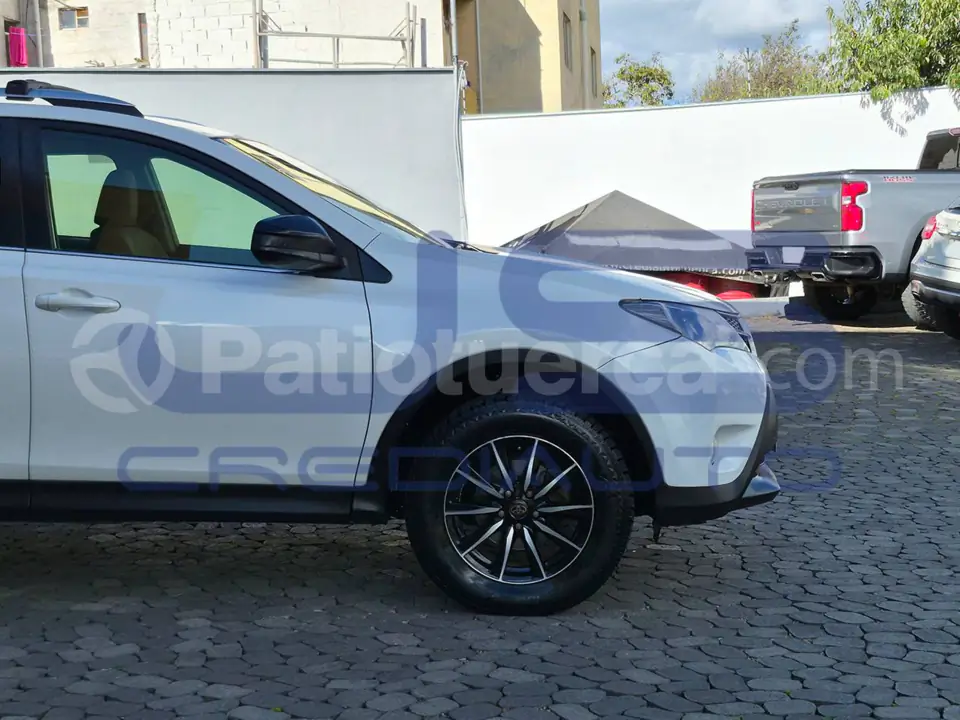 Foto 6 de Toyota NEW RAV4 AC 2.0 5P
