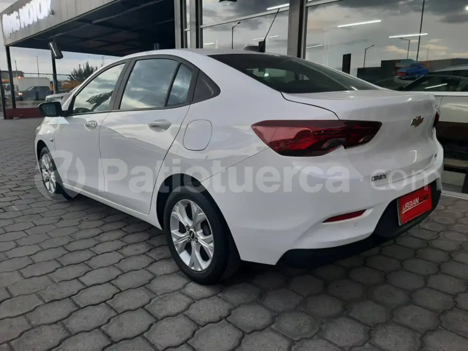 Foto 5 de Chevrolet ONIX LTZ TURBO