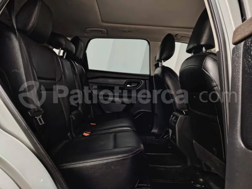 Foto 17 de Nissan xtrail  Advance