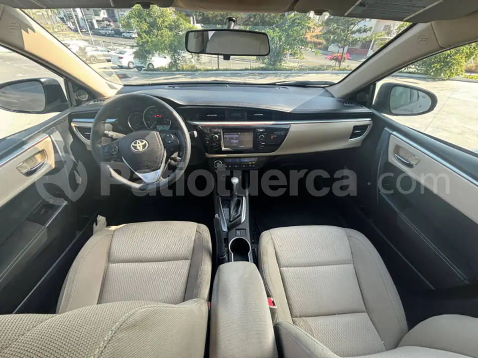 Foto 10 de Toyota Corolla 1.8