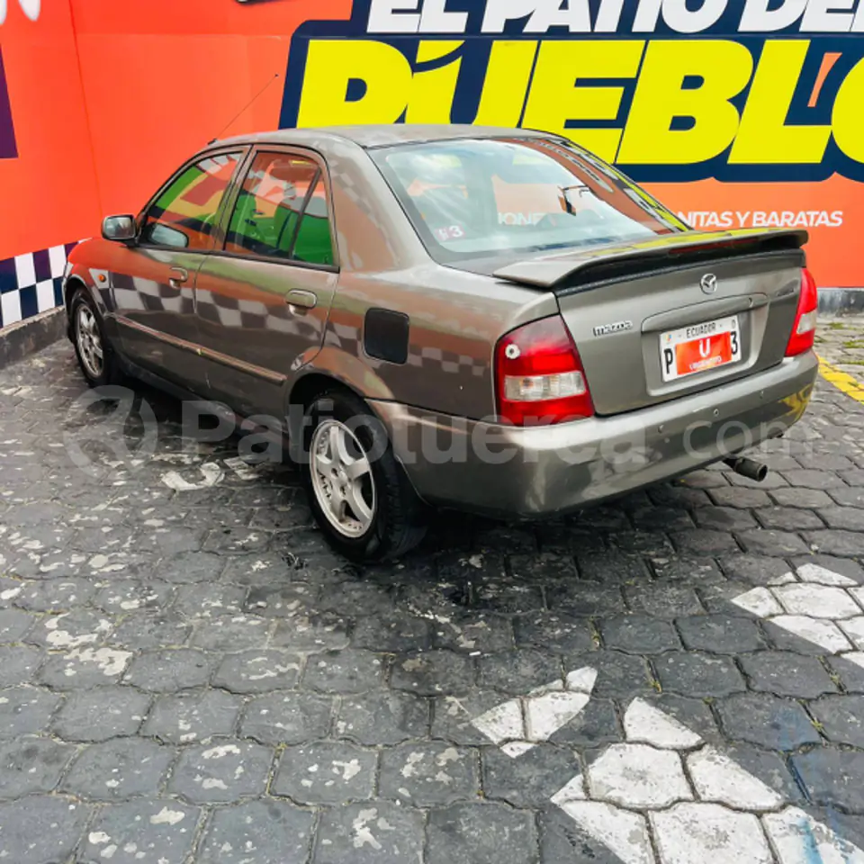Foto 5 de Mazda Allegro Elite