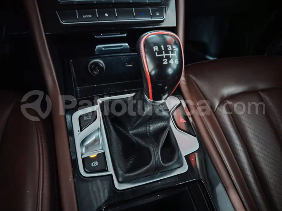 Foto 20 de Sinotruk U70 PRO
