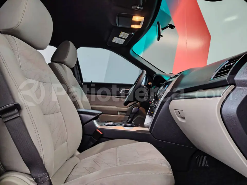 Foto 20 de Ford Explorer Base