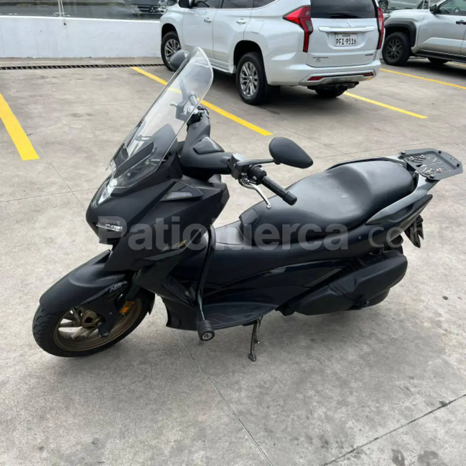 Foto 2 de Zontes ZT350T-M