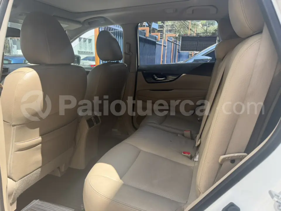 Foto 5 de Nissan xtrail  Advance