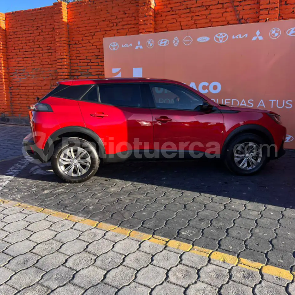 Foto 3 de Peugeot 2008 FIN L