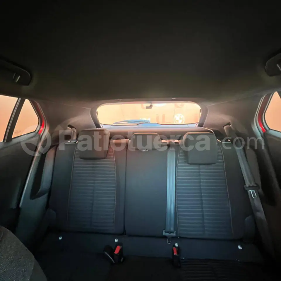 Foto 8 de Peugeot 2008 FIN L