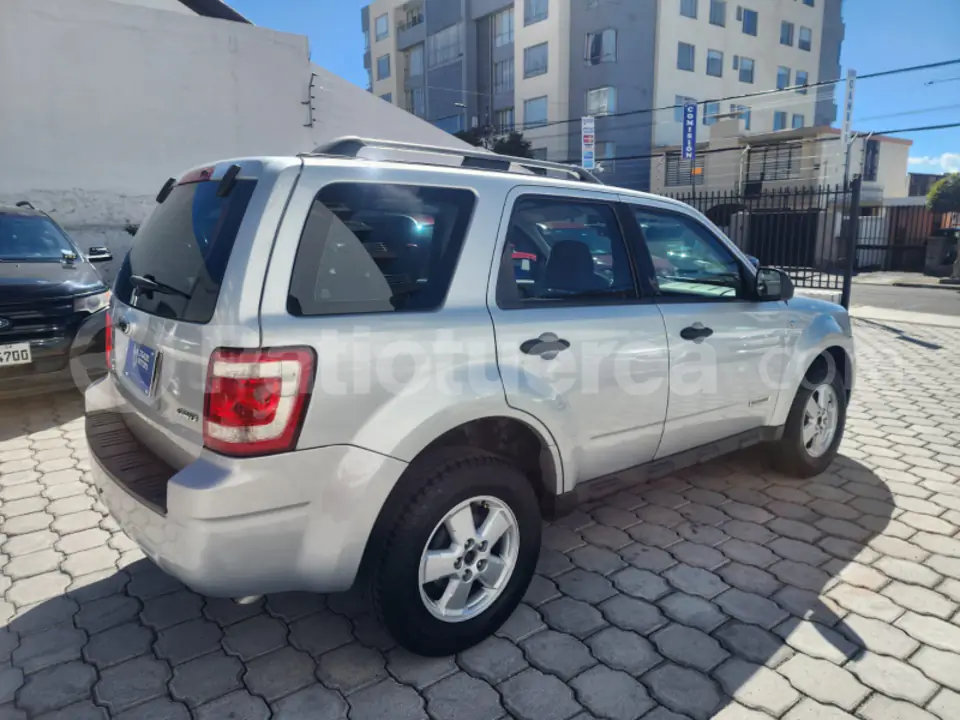 Foto 9 de Ford ESCAPE XLS