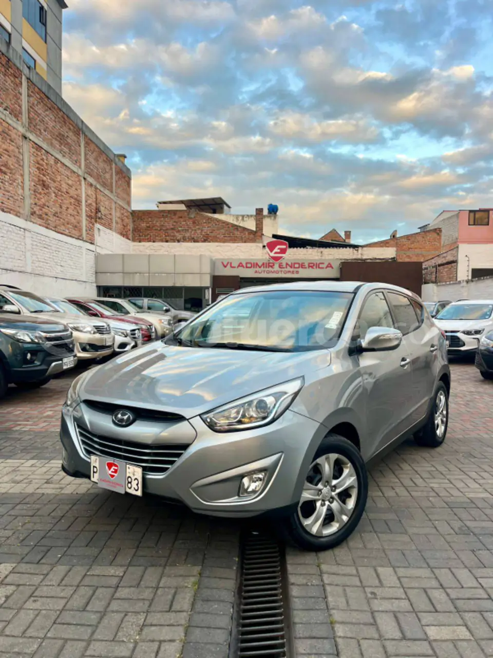 Foto 1 de Hyundai Tucson IX