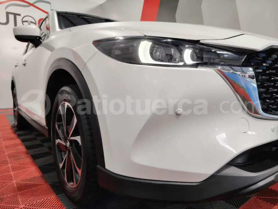 Foto 8 de Mazda CX- 5 CORE