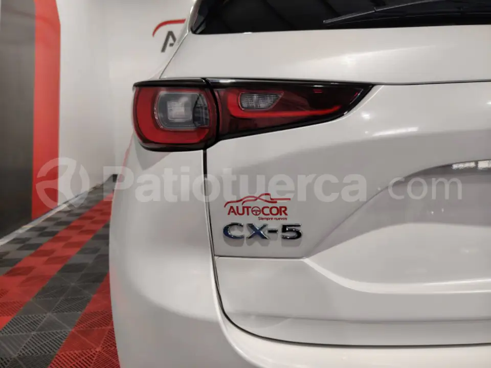 Foto 9 de Mazda CX- 5 CORE