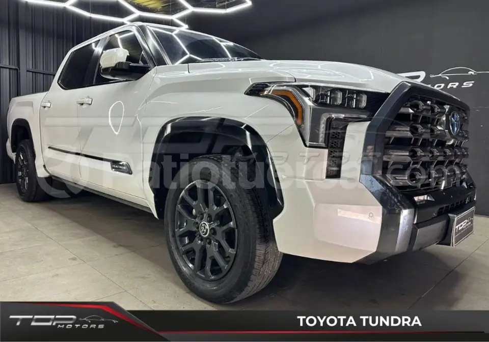 Foto 1 de Toyota Tundra Platinum