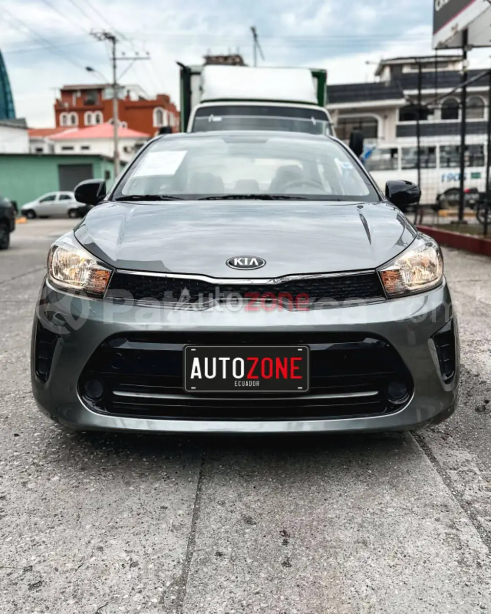Foto 2 de Kia SOLUTO XCITE