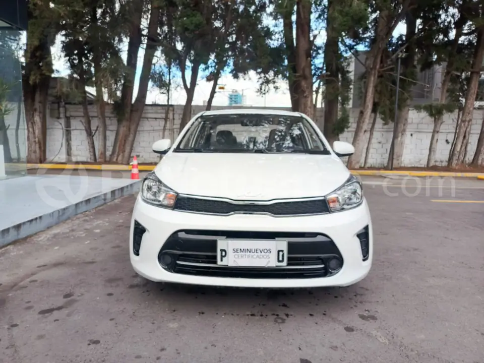 Foto 2 de Kia Soluto