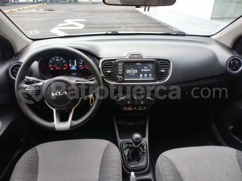 Foto 10 de Kia Soluto